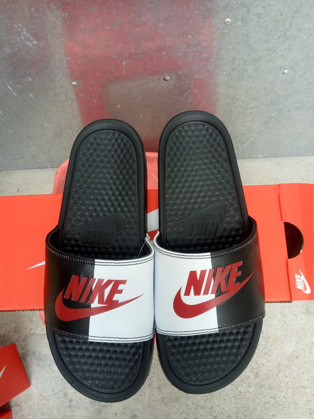 2020 Nike Benassi JDI Black Red White